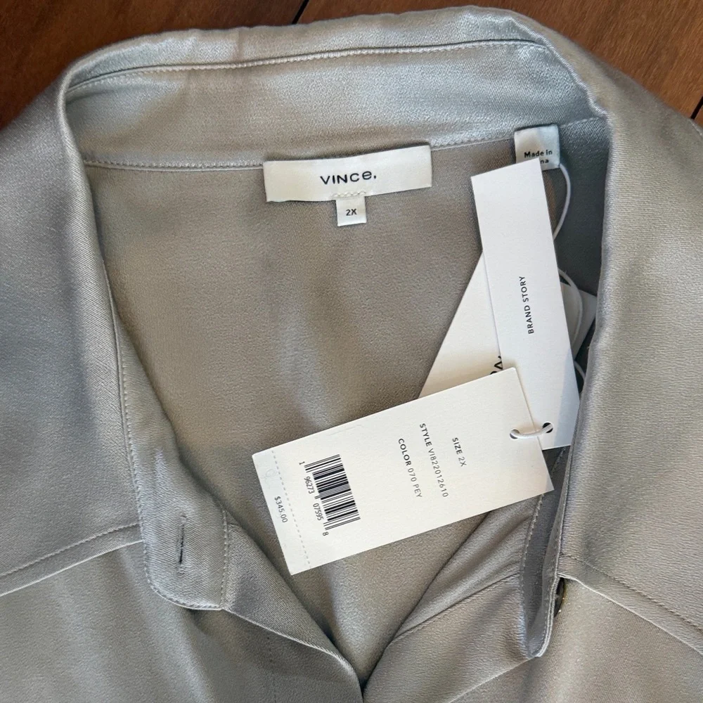 Elegant Vince Taupe blouse 2x NWT - Picture 2 of 3